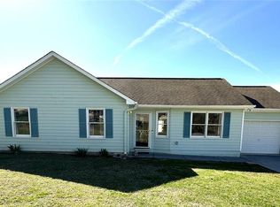 57 Jennifer Ln NE, Rydal, GA 30171