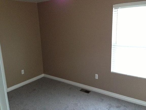 Upstairs bedroom (one of three)