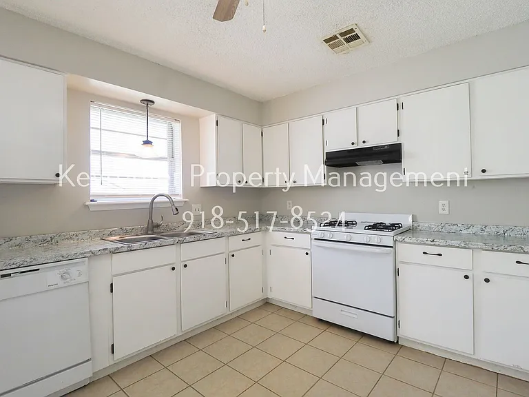 15080 S Xenophon Ave — Photo 13
