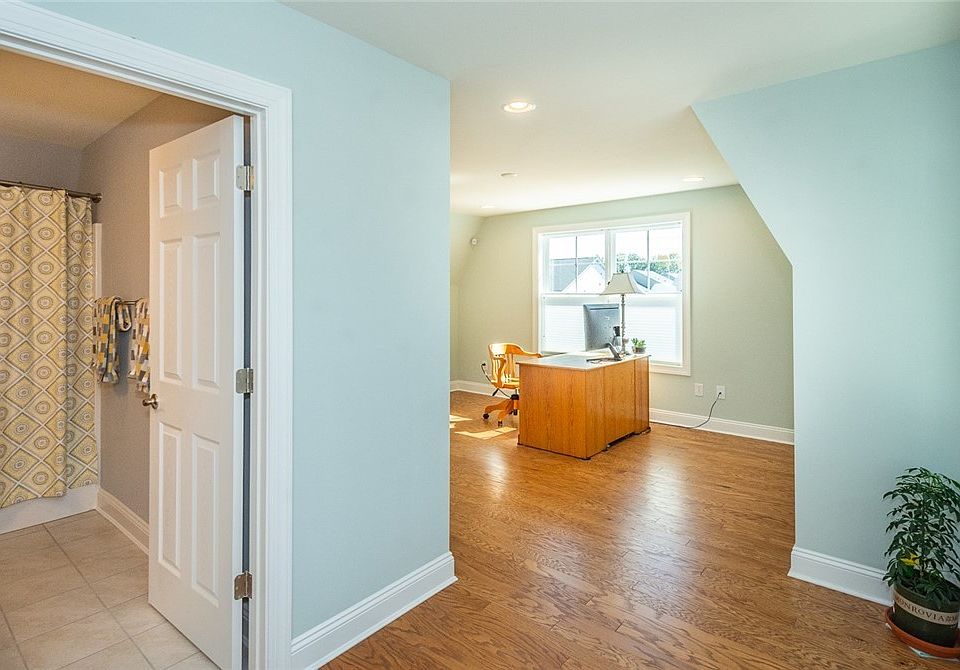 2nd image of 3036 Farmstead Mill Dr