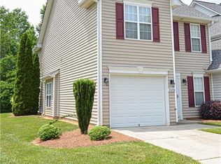 2078 Bluff View Dr, Winston Salem, NC 27127