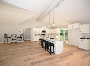 9305 NW 79th St, Weatherby Lake, MO 64152