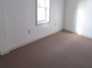 21 Kimball St APT 3, Richmond, ME 04357