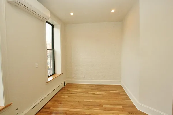 Rented by Corcoran | media 38