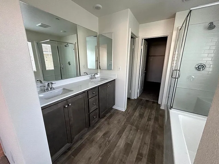 295 Fuerte Dr — Photo 20