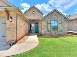 1024 NW 191st St, Edmond, OK 73012