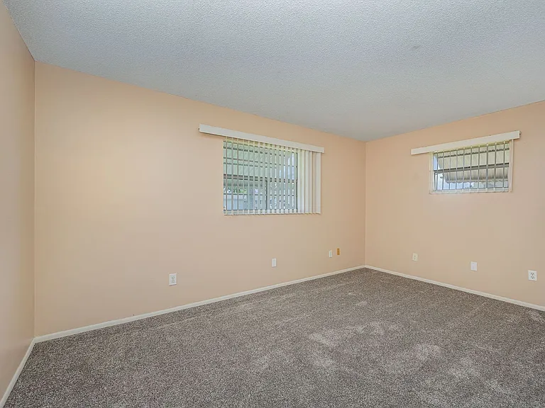 608 E Sacre Coeur Dr — Photo 9