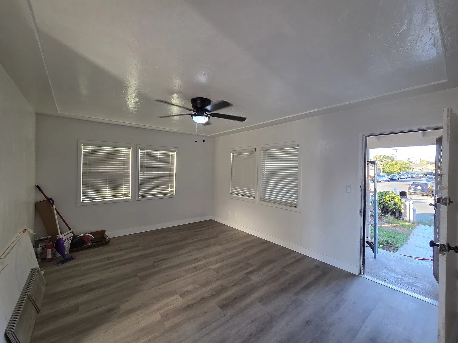 2 bed, 800 sqft, $2,495 — Photo 3