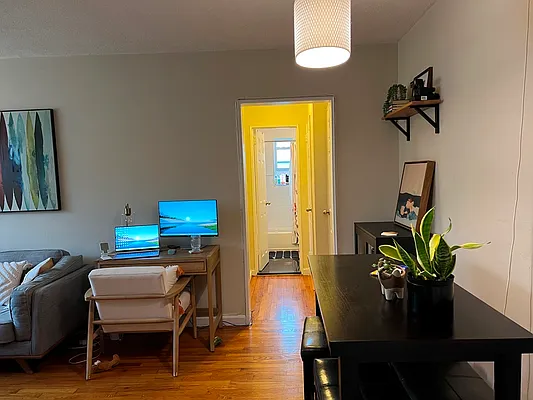 Rented by Prime Realty | media 40