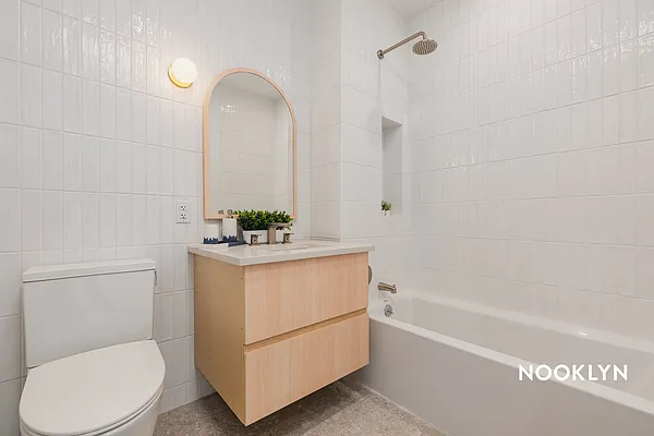 Rented by Nooklyn NYC LLC | media 11