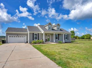 107 Red Maple Dr, Elizabeth City, NC 27909