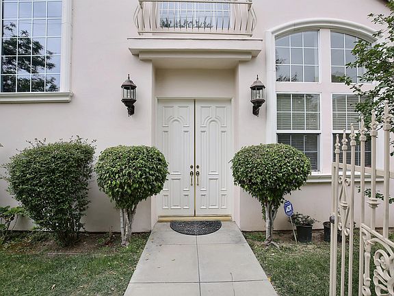 4th image of 213 S 5th Ave Unit A
