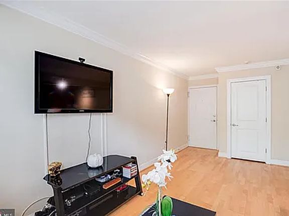 3rd image of 2841 Gainesville St SE APT 303