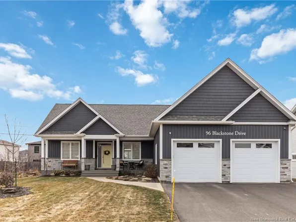 96 Blackstone Dr, Moncton, NB E1G 0X8