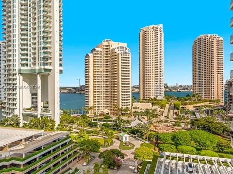701 Brickell Key Blvd #1506 — Photo 23