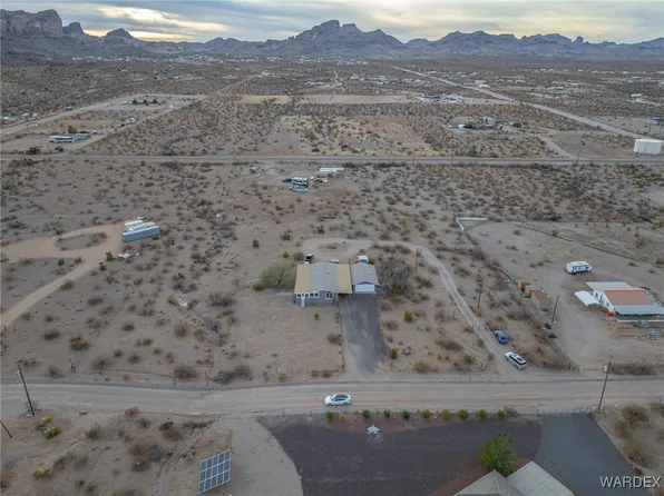 1565 S Eden Rd, Golden Valley, AZ 86413