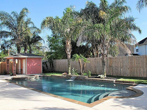 4th image of 3818 Houston Lake Dr
