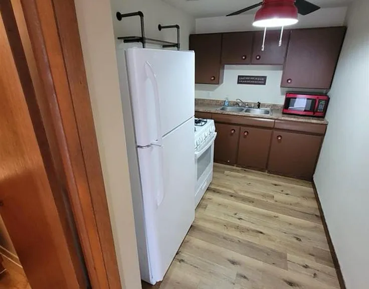 120 N Michigan St #6 — Photo 7