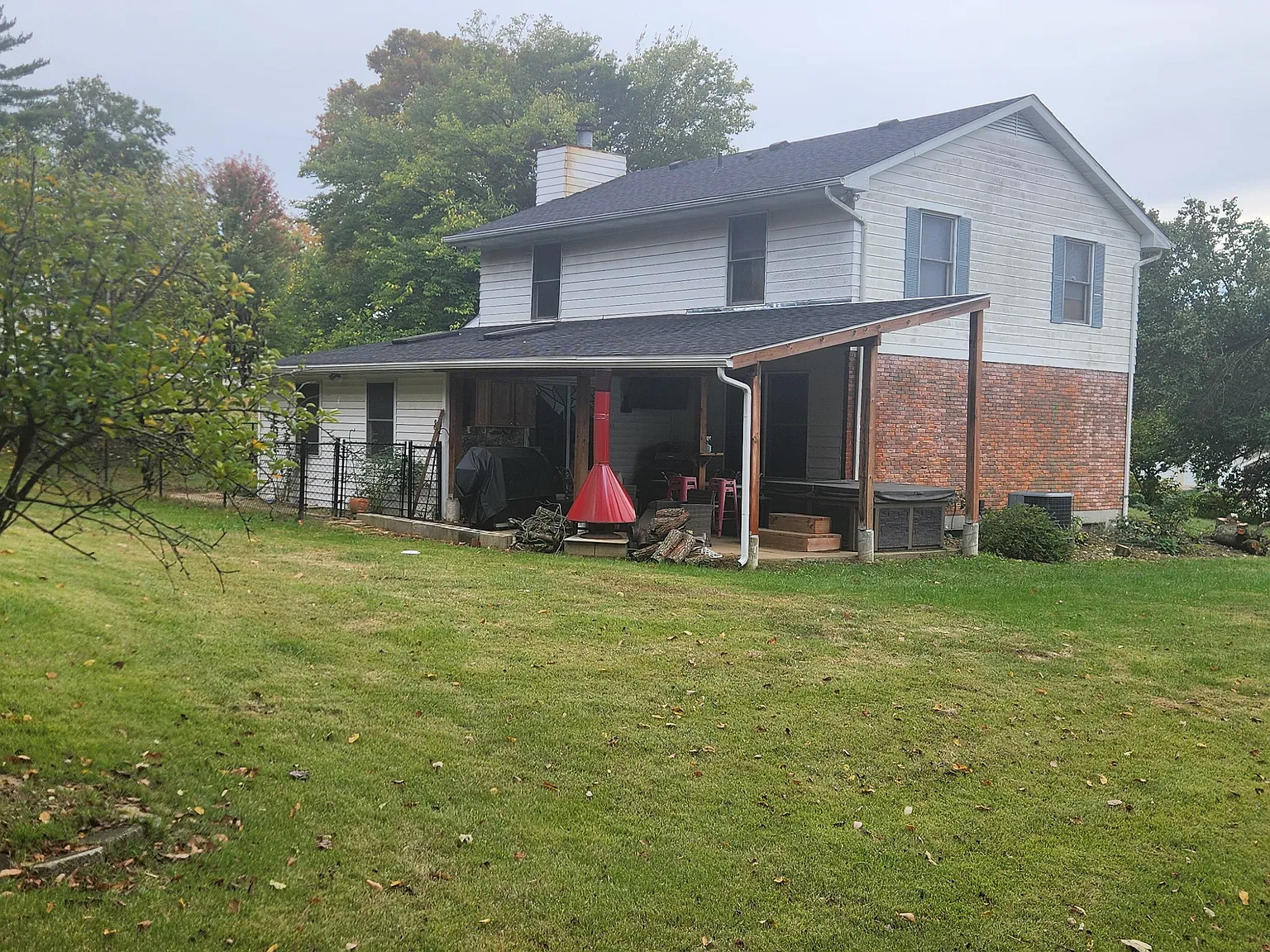 7 bed, 3450 sqft, $2,600 — Photo 2