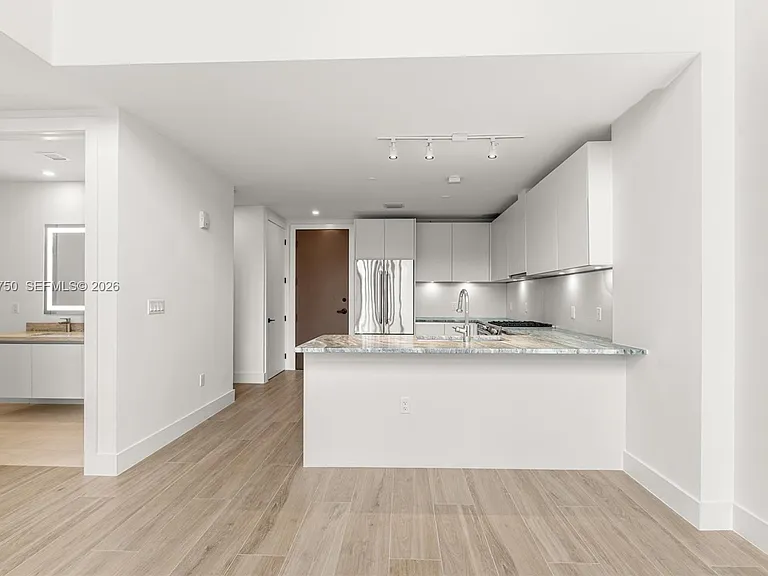 3034 Oak Ave #LPH2 — Photo 9