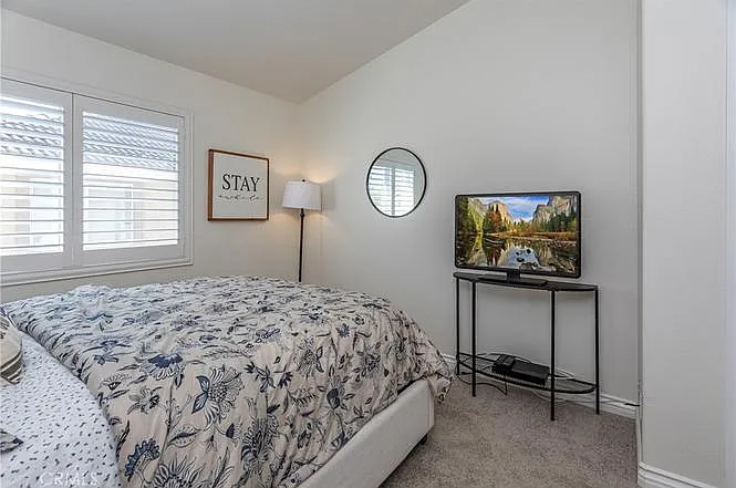 15464 Borges Dr — Photo 52