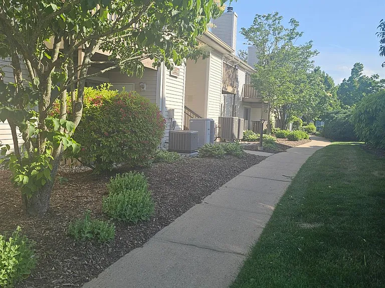 2307 Aspen Dr — Photo 24