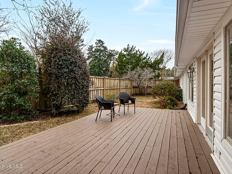 7204 Lounsberry Ct — Photo 30