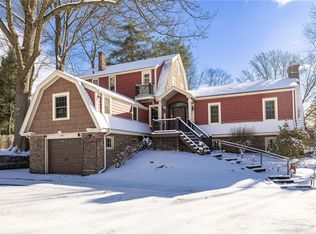 44 Golfside Pkwy, Rochester, NY 14610