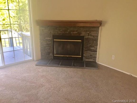 3rd image of 1472 Fritts Ave