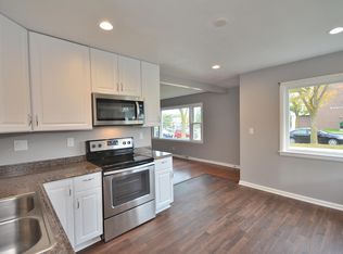 11421 W Center St, Wauwatosa, WI 53222