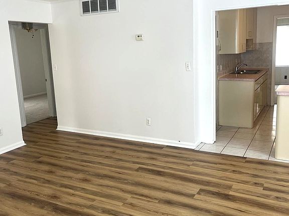 5th image of 10310 Albany Ave