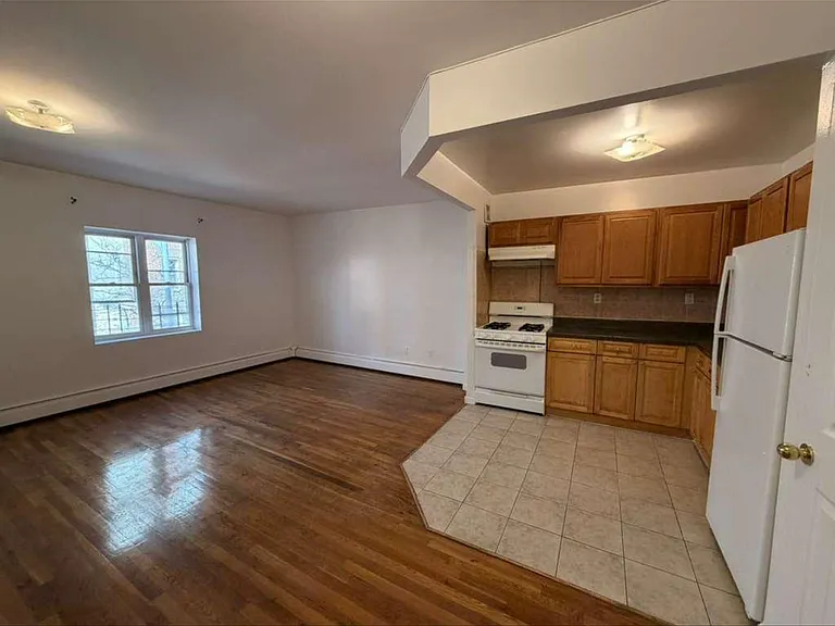 160 W 162nd St #3 — Photo 2