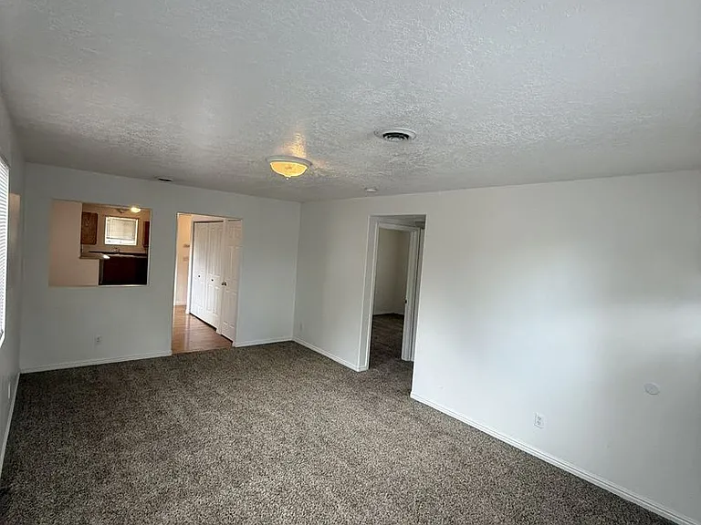 345 Randolph Ave #1 — Photo 4