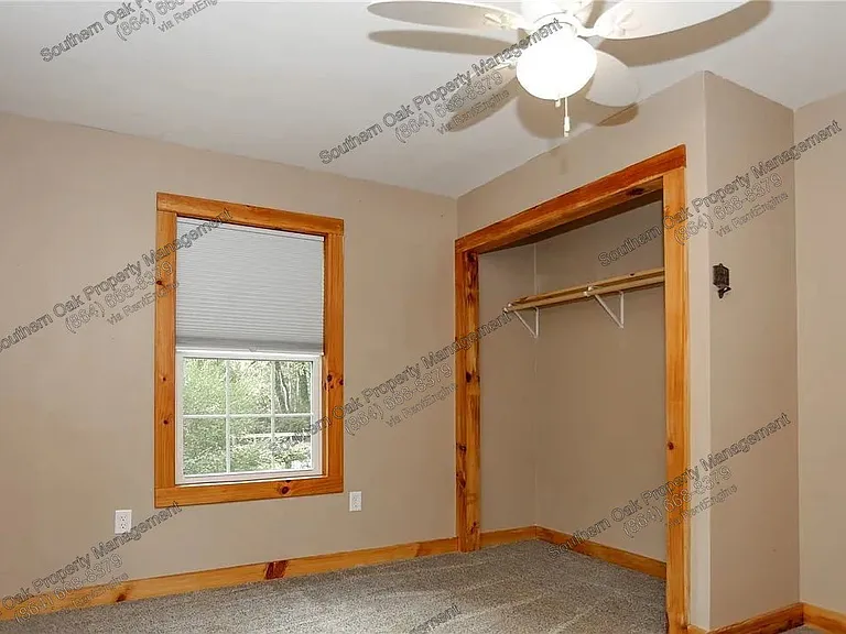 112 Aiken St — Photo 28