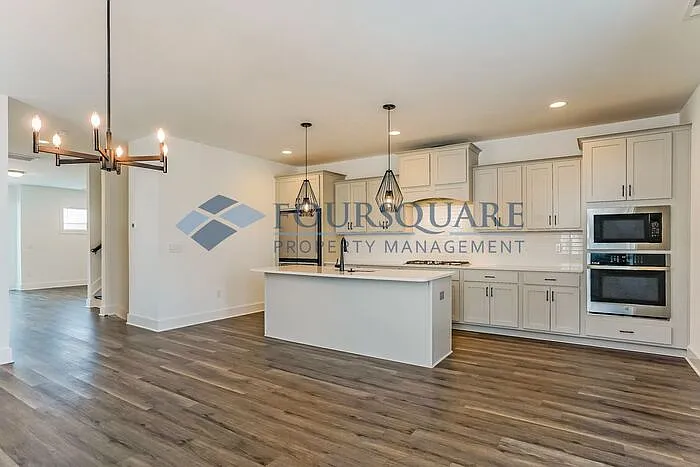 1957 Golden Spur Ln #2074 — Photo 11
