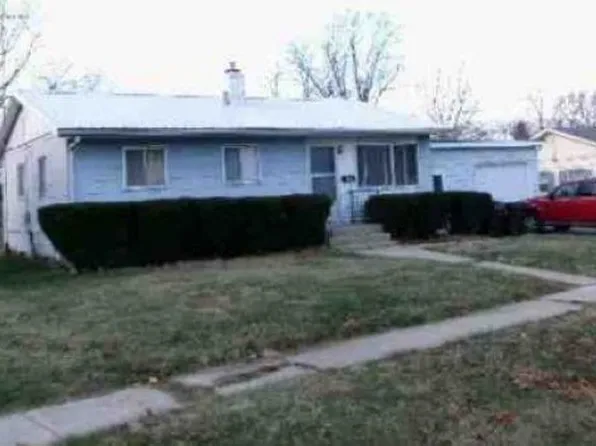 228 N Bailey Ave, Freeport, IL 61032