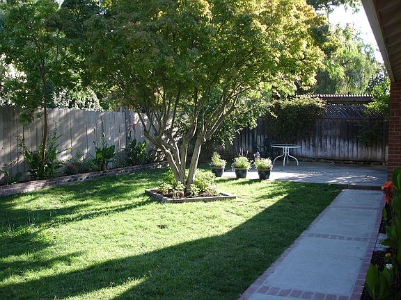 3rd image of 2120 Rosswood Dr