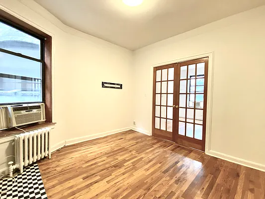 Rented by REAL New York | media 15