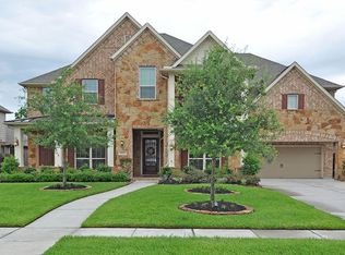 15707 Misty Leaf Ln, Houston, TX 77044