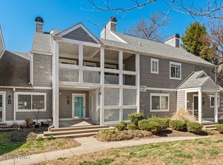11 Lake Ave, Louisville, KY 40206