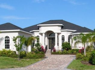 346 7th Ave N, Tierra Verde, FL 33715