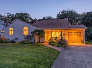 1130 Lakeshore Dr, Massapequa Park, NY 11762