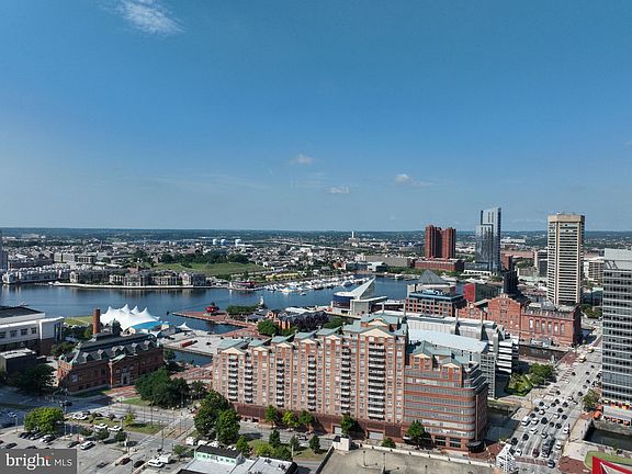 3rd image of 250 President St Unit 411