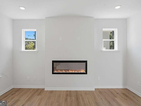 5th image of 1670 Eagle Dr