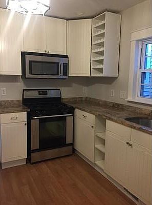 3rd image of 95 Temple St