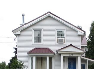 323 W 5th St, Oswego, NY 13126