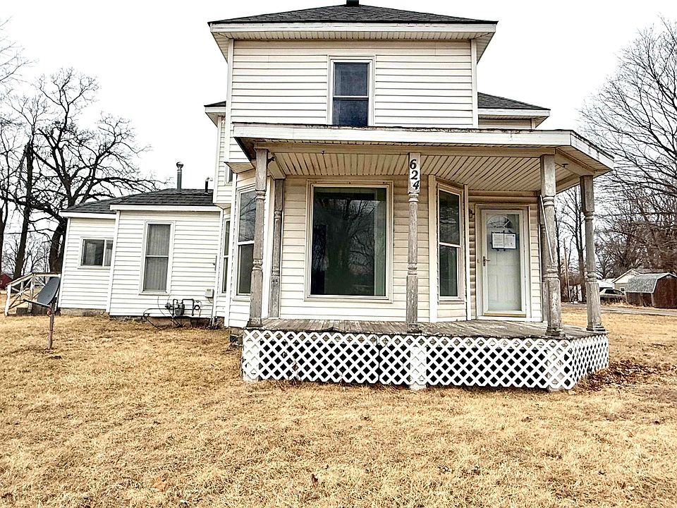 1st image of 624 W Clark St