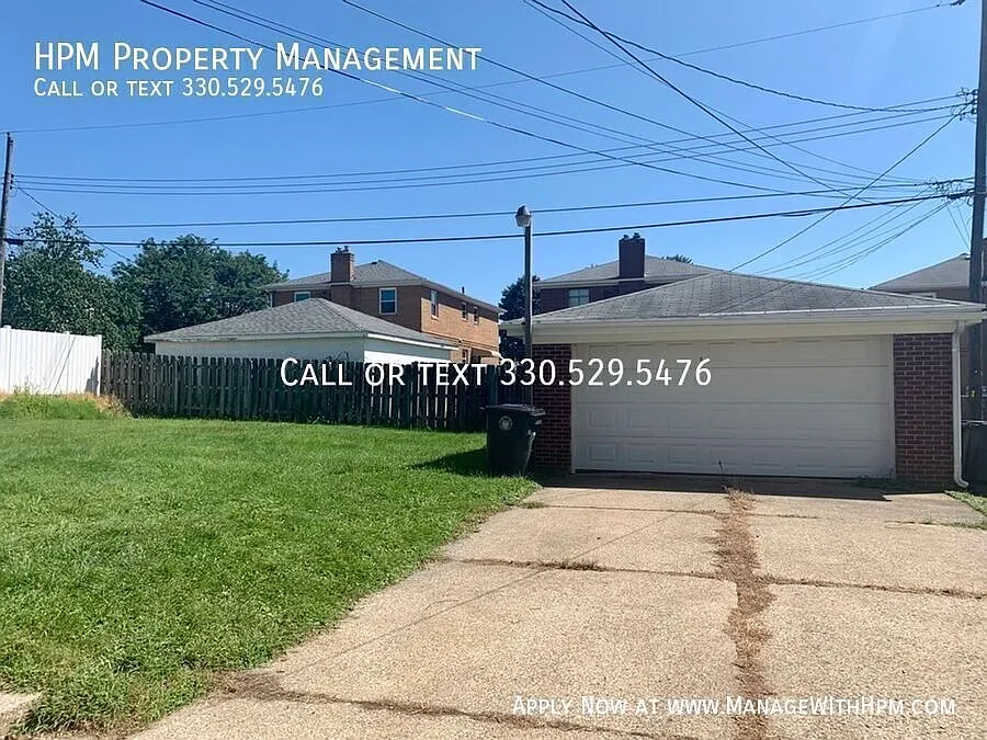 2 bed, 1.0 bath, 973 sqft, $925 — Photo 2