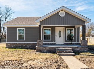 2101 N 30th St, Fort Smith, AR 72904