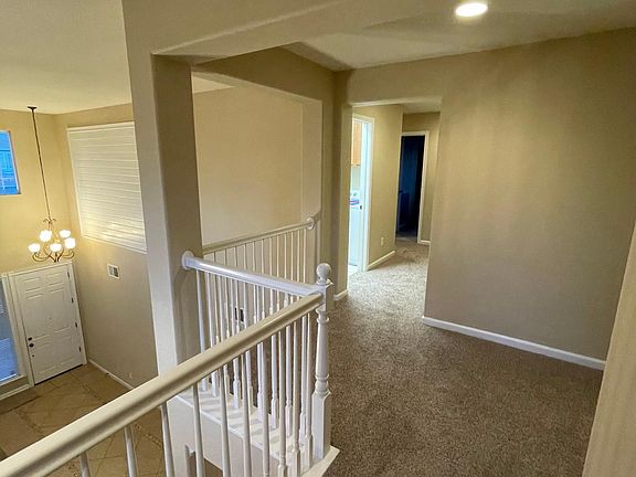 2nd image of 802 Seaforth Ct